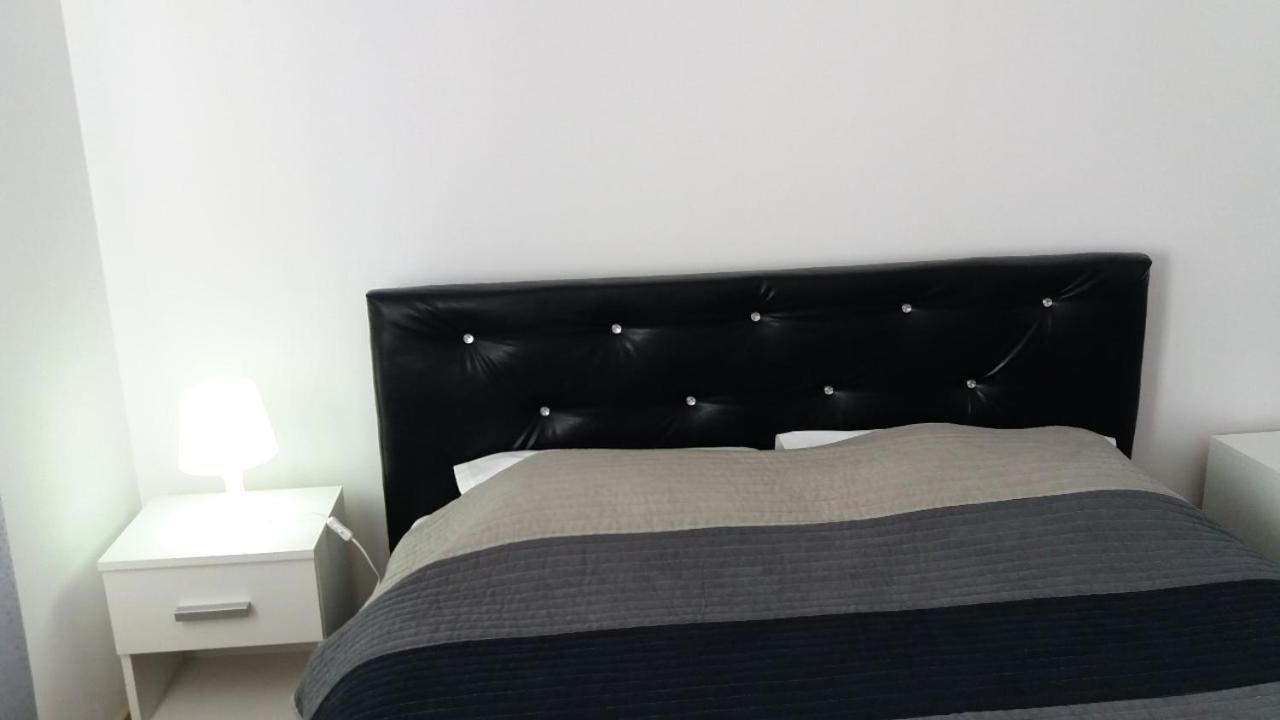 Cazare Apartament Rasnov公寓 外观 照片
