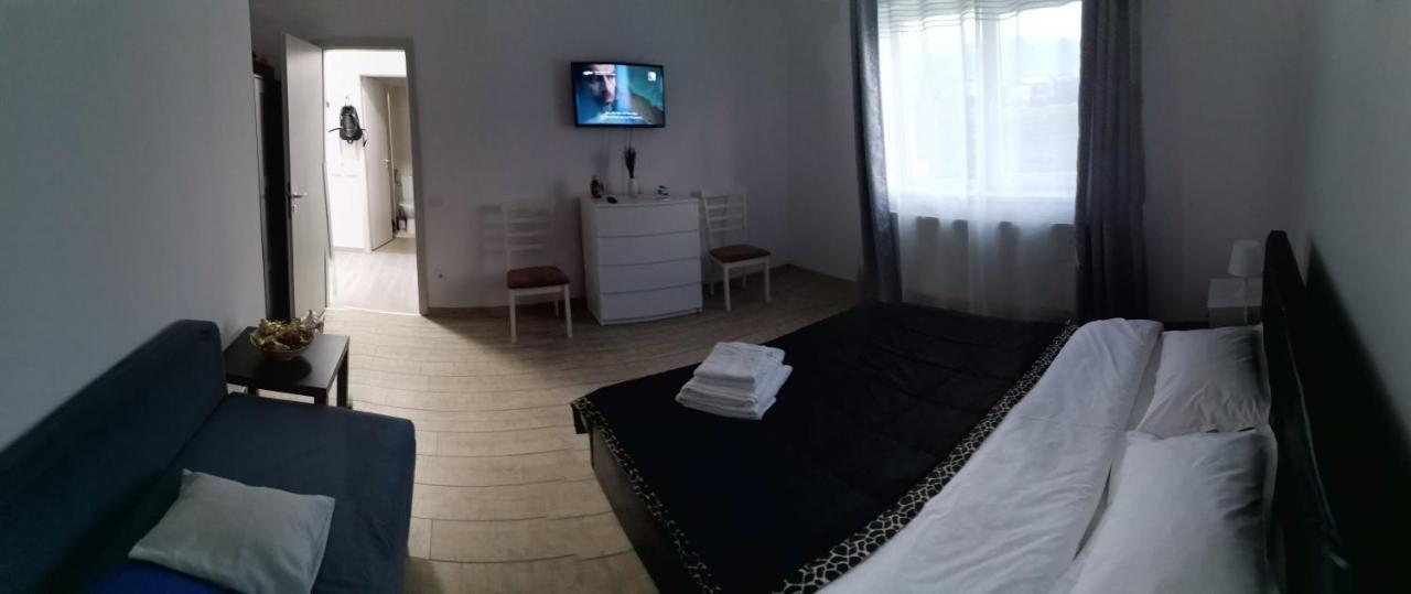 Cazare Apartament Rasnov公寓 外观 照片